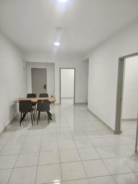 Service Residence for Rent at Residensi Bukit Tiara - Peter Tan - Dining Room - PropertyGuru.com.my