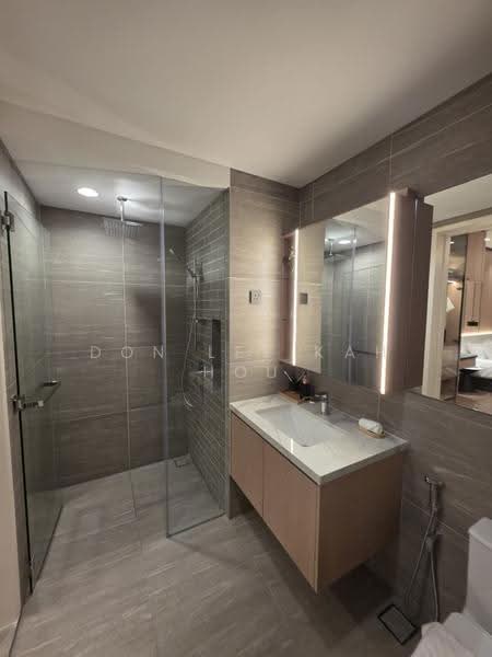 Service Residence for Sale at Times Square 2 - Don Lee Kah Hou - Bathroom - PropertyGuru.com.my