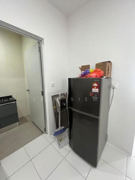 Condominium for Rent at Residensi Sateria - Eric Siew - Kitchen - PropertyGuru.com.my