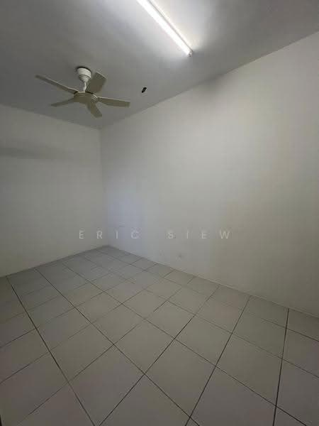 Condominium for Rent at Residensi Sateria - Eric Siew - Interior - PropertyGuru.com.my