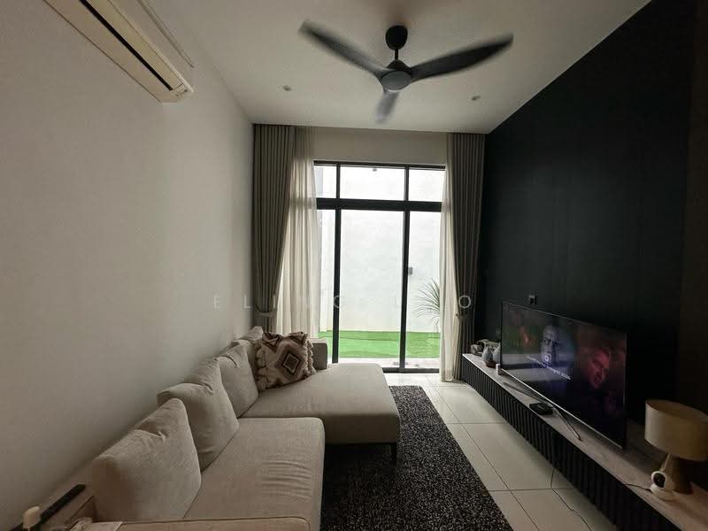 Zero-Lot Bungalow for Sale in Taman Melawati (Ulu Kelang) - Eling Loo - Living Room - PropertyGuru.com.my