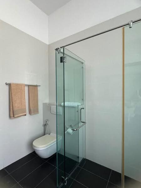 Semi-Detached House for Sale in Ledang Heights (Iskandar Puteri (Nusajaya)) - Ken Chai - Bathroom - PropertyGuru.com.my