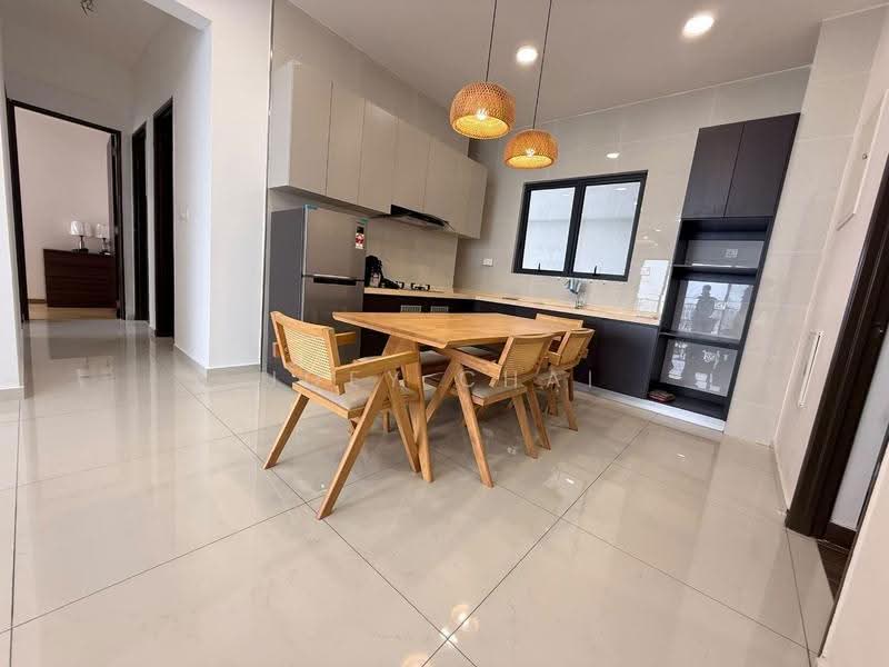 Condominium for Rent at Kings Bay @ Country Garden Danga Bay - Joey Chai - Kitchen - PropertyGuru.com.my