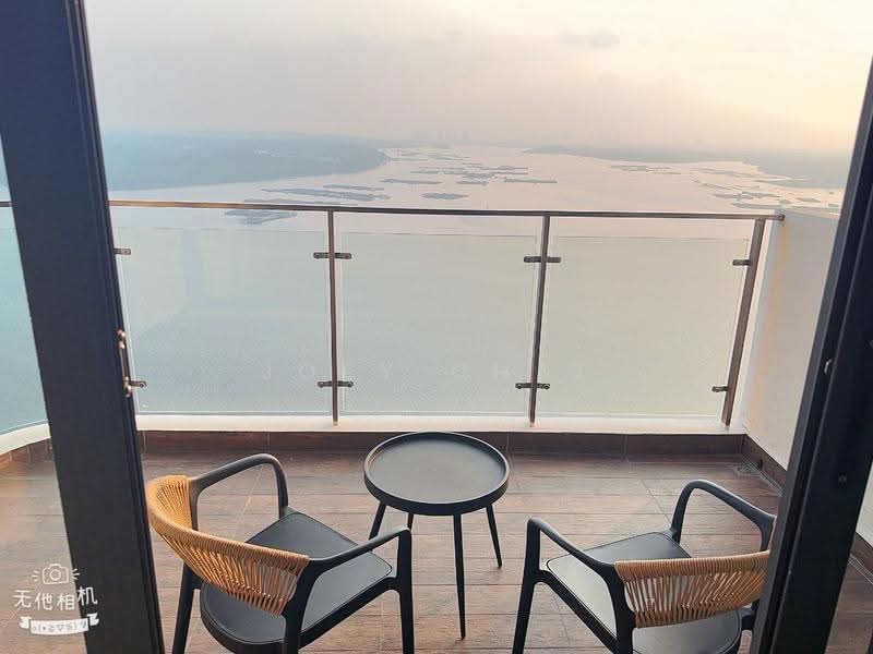 Condominium for Rent at Kings Bay @ Country Garden Danga Bay - Joey Chai - Balcony - PropertyGuru.com.my