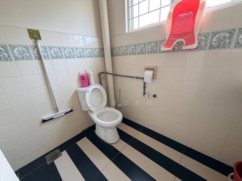 2-storey Terraced House for Sale in Cheng (Melaka) - BL Bong - Bathroom - PropertyGuru.com.my