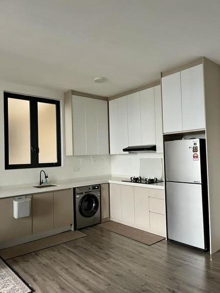 Kediaman Servis untuk Disewa di Henna Residence @ The Quartz WM - Peter Tan - Kitchen - PropertyGuru.com.my