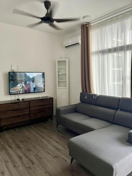 Kediaman Servis untuk Disewa di Henna Residence @ The Quartz WM - Peter Tan - Living Room - PropertyGuru.com.my