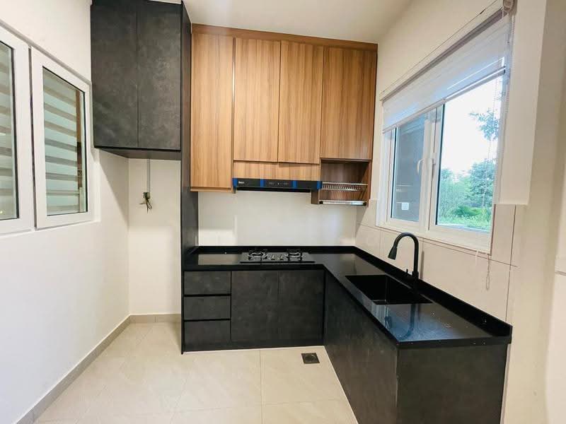 Rumah Teres untuk Dijual di KL City Centre (Kuala Lumpur) - Eling Loo - Kitchen - PropertyGuru.com.my
