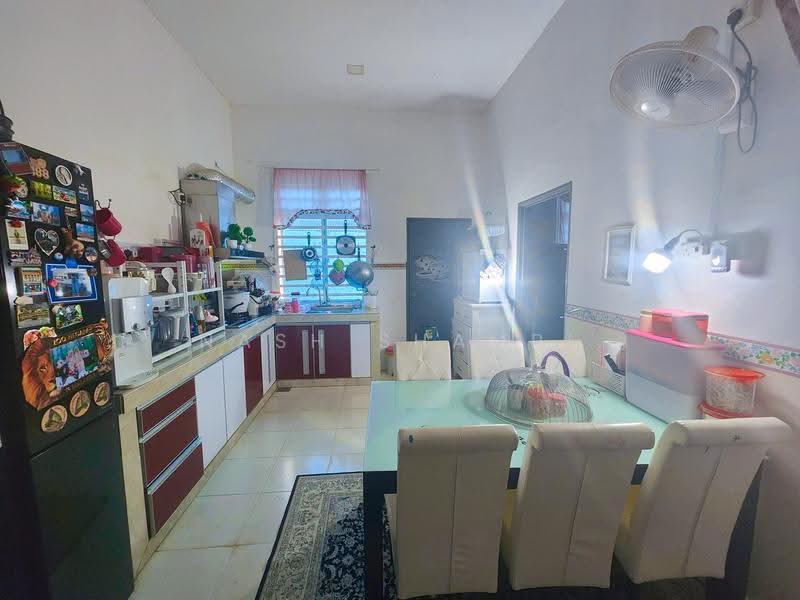 1-storey Terraced House for Sale in Kuantan (Pahang) - Nash Shamri - Kitchen - PropertyGuru.com.my