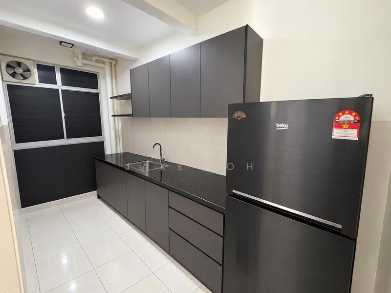 Kondominium untuk Disewa di Sky Awani Residensi 1 - Jake Poh - Kitchen - PropertyGuru.com.my