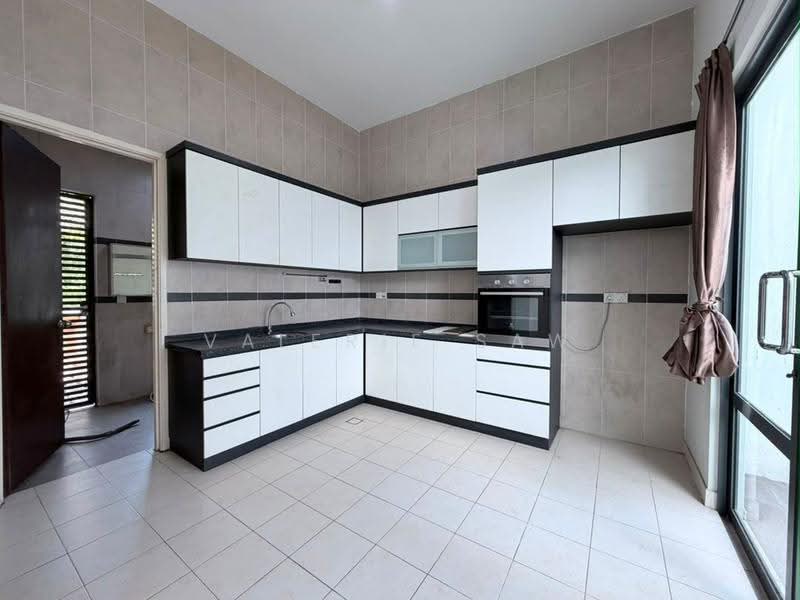 Semi-Detached House for Rent in East Ledang (Iskandar Puteri (Nusajaya)) - Valerie Saw - Kitchen - PropertyGuru.com.my