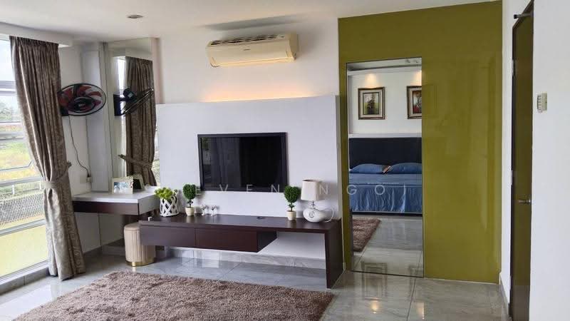 Bungalow House for Rent in Johor Bahru (Johor) - Steven Ngoi - Living Room - PropertyGuru.com.my