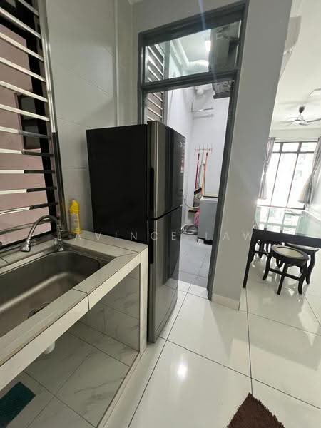 Kediaman Servis untuk Disewa di The Platino Serviced Apartment - LAVINCE LAW - Kitchen - PropertyGuru.com.my