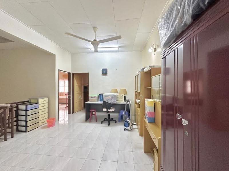 Rumah Teres 2-Tingkat untuk Dijual di Taman Semabok Jaya (Semabok) - Camie Goh - Study - PropertyGuru.com.my