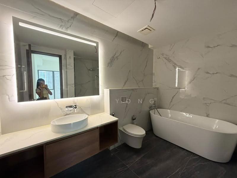 Kediaman Servis untuk Dijual di Core Residence @ TRX - Jay Yong - Bathroom - PropertyGuru.com.my