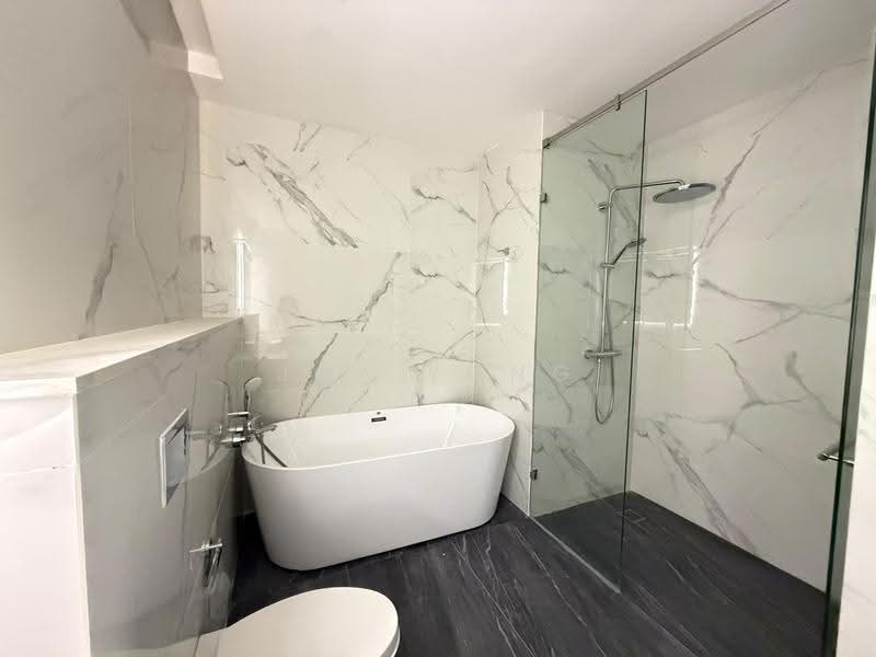 Kediaman Servis untuk Dijual di Core Residence @ TRX - Jay Yong - Bathroom - PropertyGuru.com.my