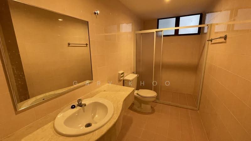 Kondominium untuk Dijual di Miami Green - Gary Khoo - Bathroom - PropertyGuru.com.my