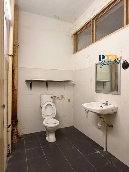 Rumah Teres 2-Tingkat untuk Dijual di Raja Uda (Butterworth) - Jack Ng - Bathroom - PropertyGuru.com.my
