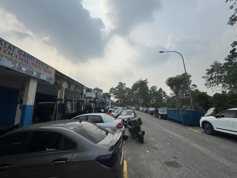 Shop / Office untuk Disewa di Subang Jaya (Selangor) - Edmund Goh - Exterior - PropertyGuru.com.my