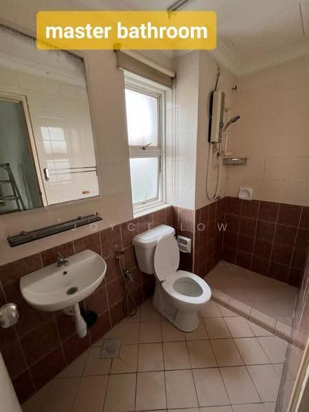 Kondominium untuk Disewa di Desa Impiana - Joyce Low - Bathroom - PropertyGuru.com.my
