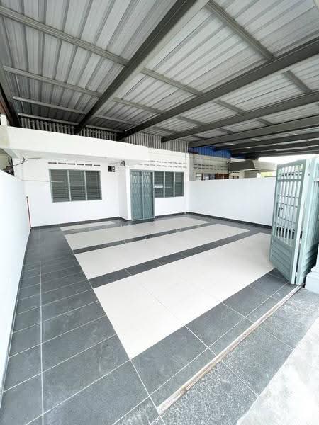 Rumah Teres 1-Tingkat untuk Dijual di Taman Hajjat (Batu Pahat) - Lik Xuan Chai - Exterior - PropertyGuru.com.my