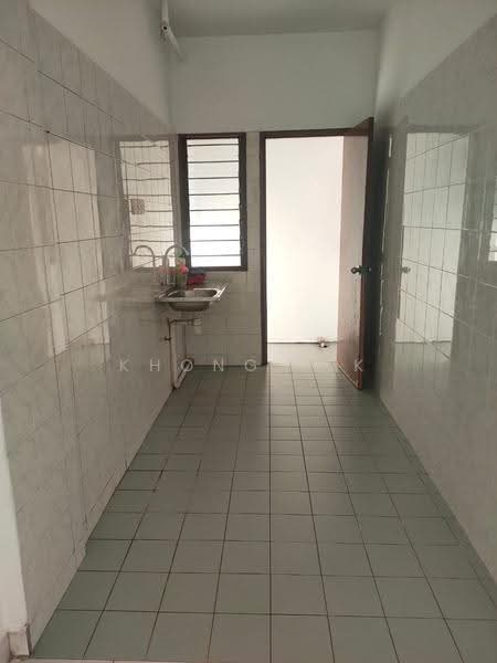 Apartment for Sale at Pangsapuri Sri Kemuning - Khong T.K - Contact KHONG 012-6602240 - PropertyGuru.com.my