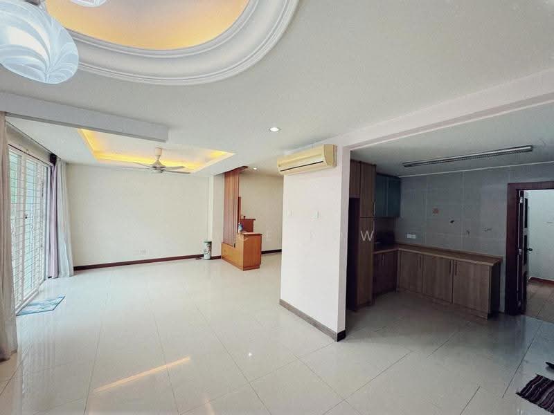 Kondominium untuk Dijual di Desa Impiana - Joyce Low - Living Room - PropertyGuru.com.my