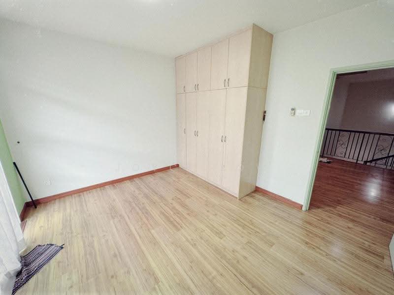 Kondominium untuk Dijual di Desa Impiana - Joyce Low - Bedroom - PropertyGuru.com.my