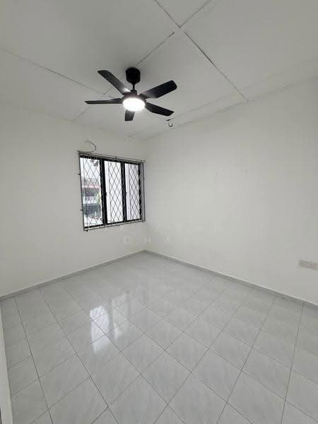 Rumah Teres 2-Tingkat untuk Dijual di Taman Sri Muhibbah (Kulai) - Lik Xuan Chai - Bedroom - PropertyGuru.com.my