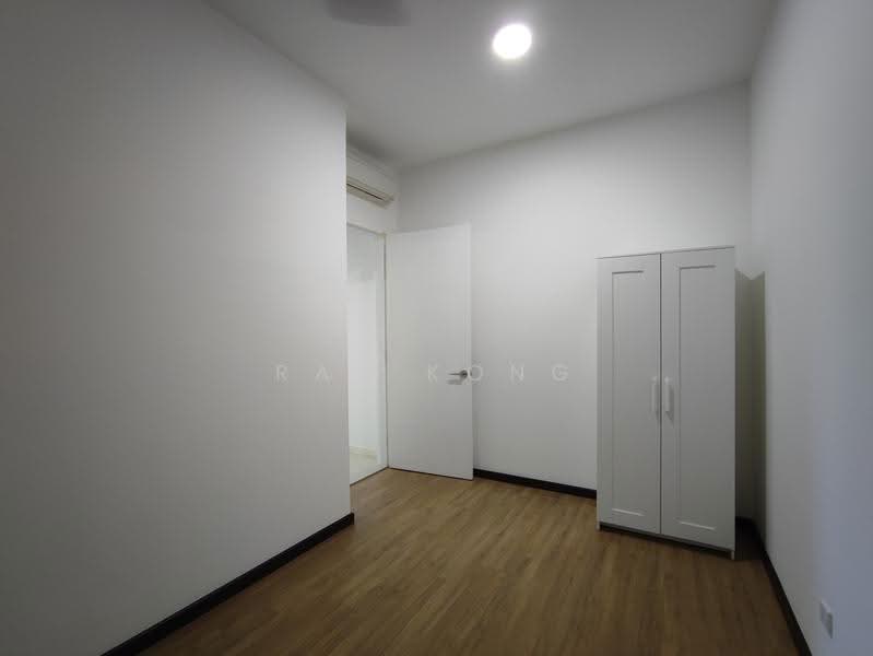 Kediaman Servis untuk Disewa di Eco Sky - Ray Kong - Bedroom - PropertyGuru.com.my