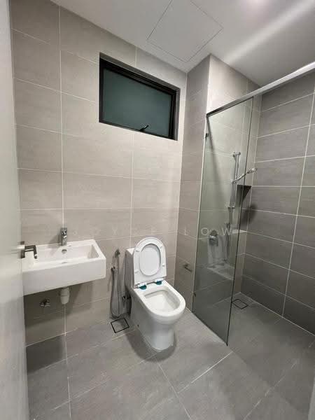 Service Residence for Sale at Citizen 2 - Joyce Low - Bathroom - PropertyGuru.com.my