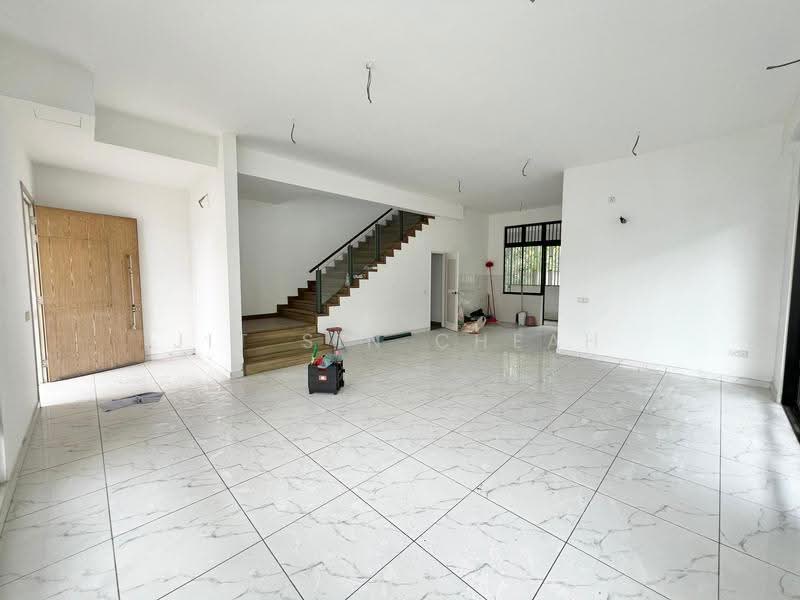 Semi-Detached House for Sale in Setia Tropika (Johor Bahru) - Jit Sin Cheah - Living Room - PropertyGuru.com.my