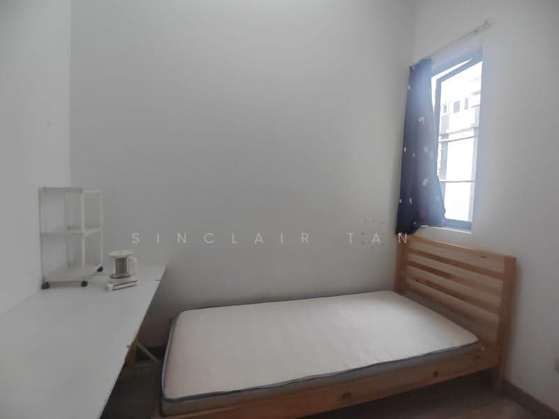 Kediaman Servis untuk Dijual di South View - Sinclair Tan - Bedroom - PropertyGuru.com.my