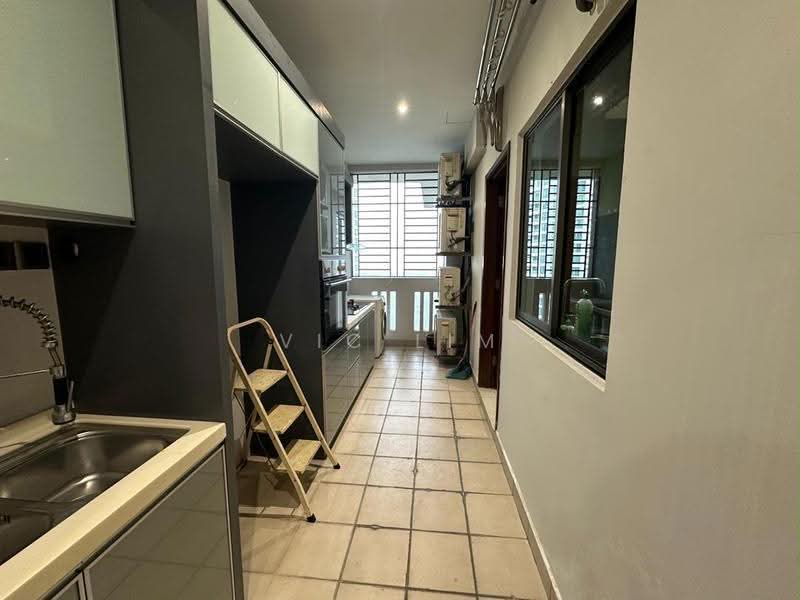 Pangsapuri untuk Dijual di Molek Pine 2 - Vic Lim - Kitchen - PropertyGuru.com.my