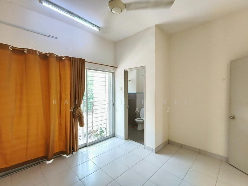 2-storey Terraced House for Sale in Alam Suria (Puncak Alam) - Rafedah Binti Abdul Aziz - Bathroom - PropertyGuru.com.my