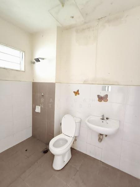 2-storey Terraced House for Sale in Alam Suria (Puncak Alam) - Rafedah Binti Abdul Aziz - Bathroom - PropertyGuru.com.my