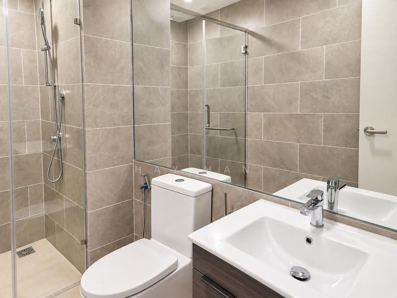 Service Residence for Rent at Residensi Estetik 8 (Est8) - Hay Han - Bathroom - PropertyGuru.com.my