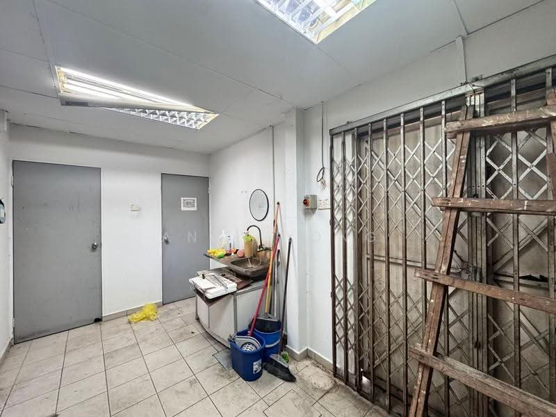 Shop for Sale in Bachang (Melaka) - Andy Yong - Interior - PropertyGuru.com.my