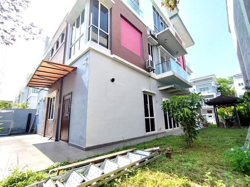 Bungalow House untuk Dijual di Kajang (Selangor) - Francis Thee - PropertyGuru.com.my