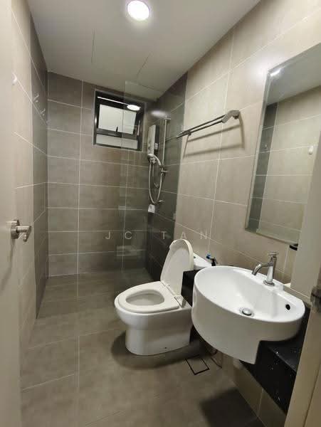 Kediaman Servis untuk Disewa di Liberty @ Arc - JC Tan - Bathroom - PropertyGuru.com.my