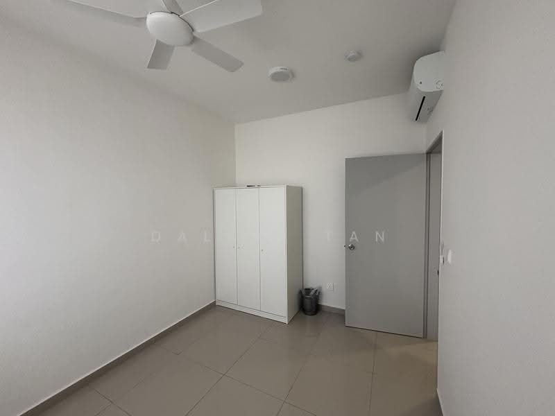 Kediaman Servis untuk Disewa di RESIDENSI SENURI - Dalynn Tan - Bedroom - PropertyGuru.com.my