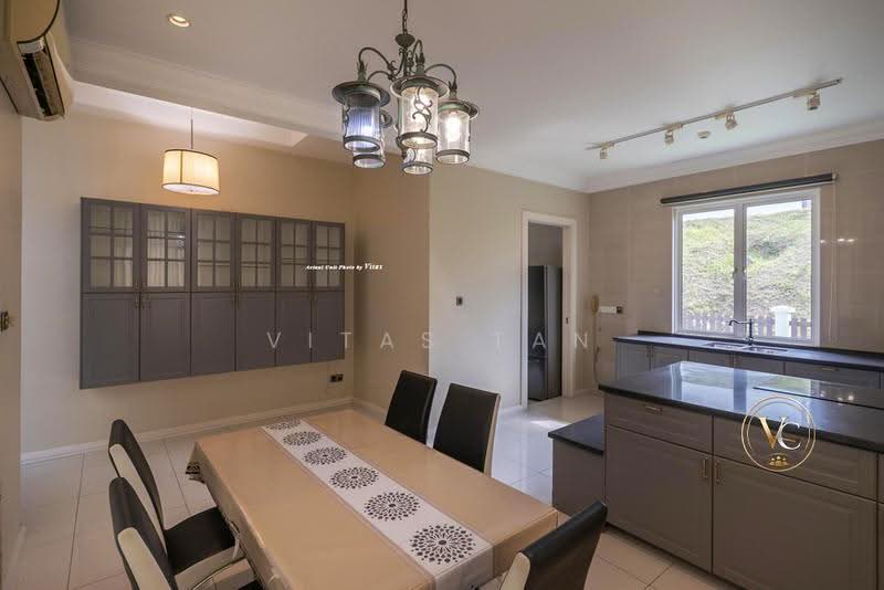 Semi-Detached House for Sale in Setia Eco Park (Setia Alam) - Vitas Tan - Kitchen - PropertyGuru.com.my