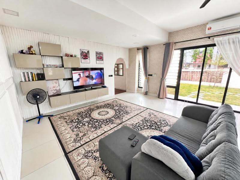 2-storey Terraced House for Sale in U16, Elmina Gardens (Shah Alam) - Amirun Kinanah - Living Room - PropertyGuru.com.my
