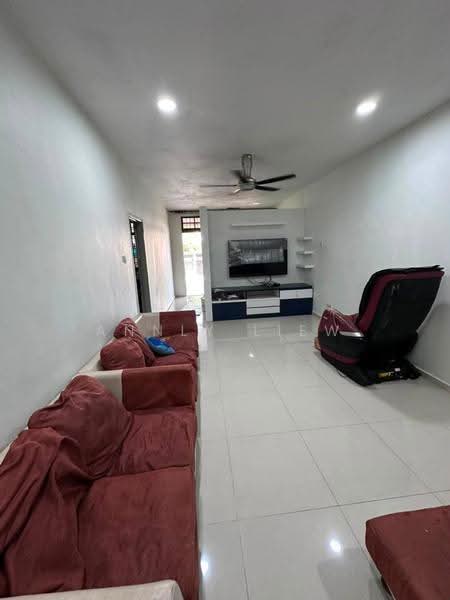 Rumah Teres 1-Tingkat untuk Disewa di Ulu Tiram (Johor) - Annly Liew - Living Room - PropertyGuru.com.my