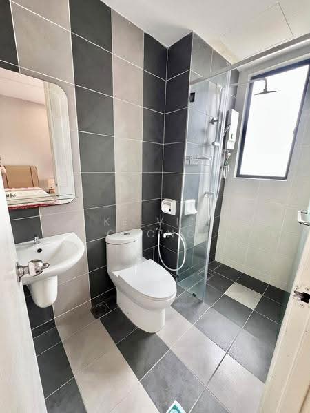 Condominium for Rent at Upper East @ Tiger Lane - Kelvin Chong - Bathroom - PropertyGuru.com.my