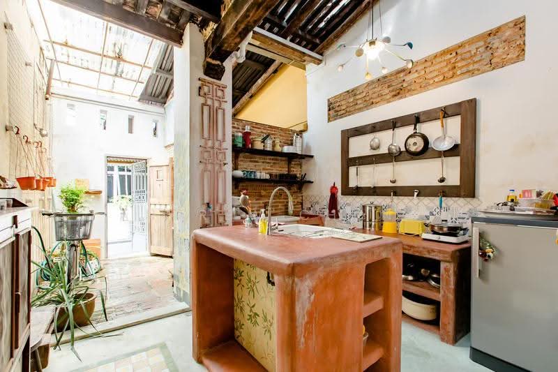 Rumah Teres 2.5-Tingkat untuk Dijual di George Town (Penang) - Andrew Chong - Kitchen - PropertyGuru.com.my