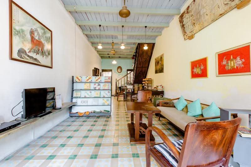 Rumah Teres 2.5-Tingkat untuk Dijual di George Town (Penang) - Andrew Chong - Living Room - PropertyGuru.com.my