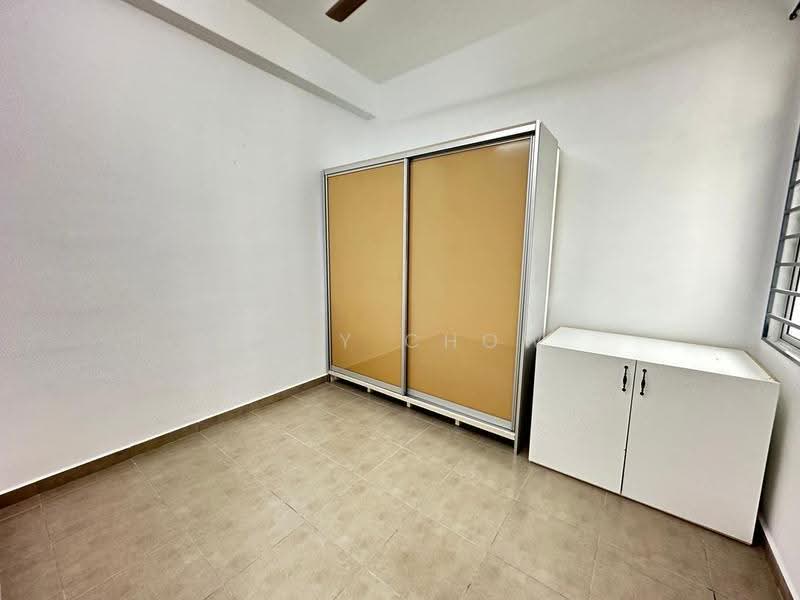 Terraced House for Rent in Taman Kundang Jaya (Rawang) - Lucy Chow - Bedroom - PropertyGuru.com.my