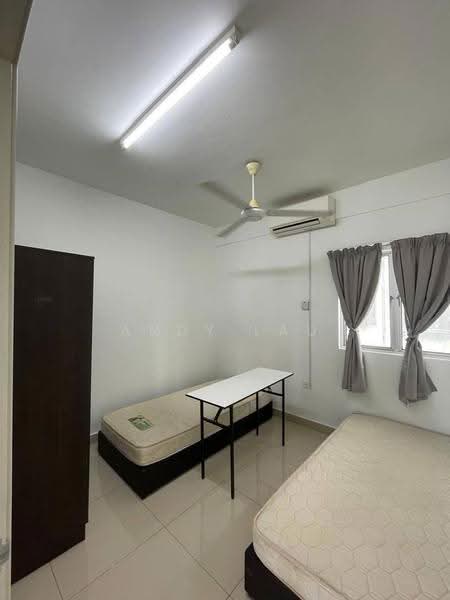 Kediaman Servis untuk Dijual di The Arc - Andy Lau - Bedroom - PropertyGuru.com.my