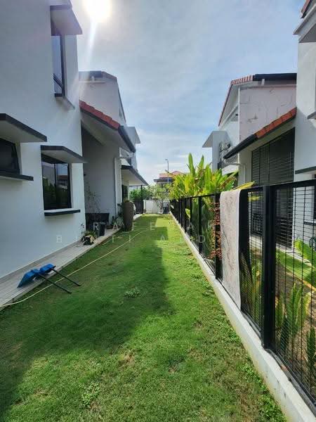 Semi-Detached House for Sale in Bukit Bandaraya (Shah Alam) - Rafedah Binti Abdul Aziz - Exterior - PropertyGuru.com.my